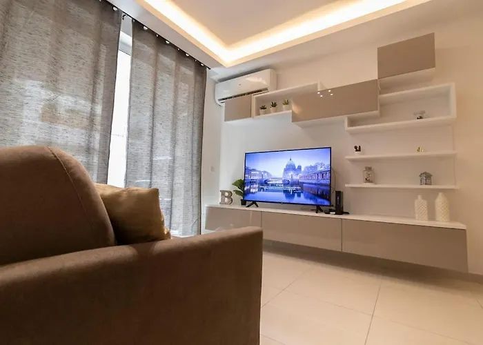 Lovely Modern 1 Bedroom Apartment In San Gwann