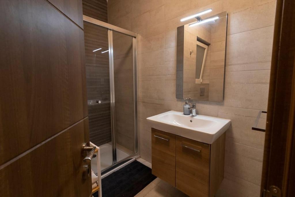 Lovely Modern 1 Bedroom In San Ġwann